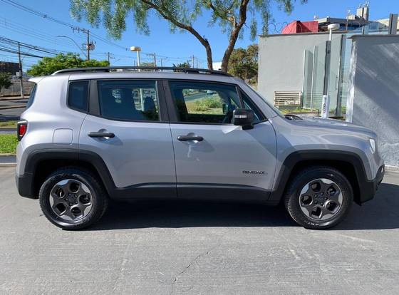 JEEP RENEGADE 1.8 16V FLEX STD 4P AUTOMÁTICO JEEP RENEGADE 1.8 16V FLEX STD 4P AUTOMÁTICO